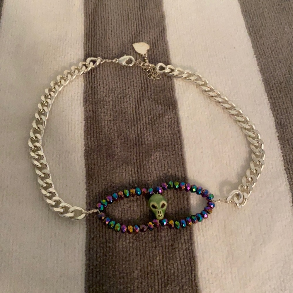Alien Choker
